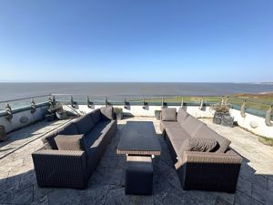 Photo 25- click for photo gallery